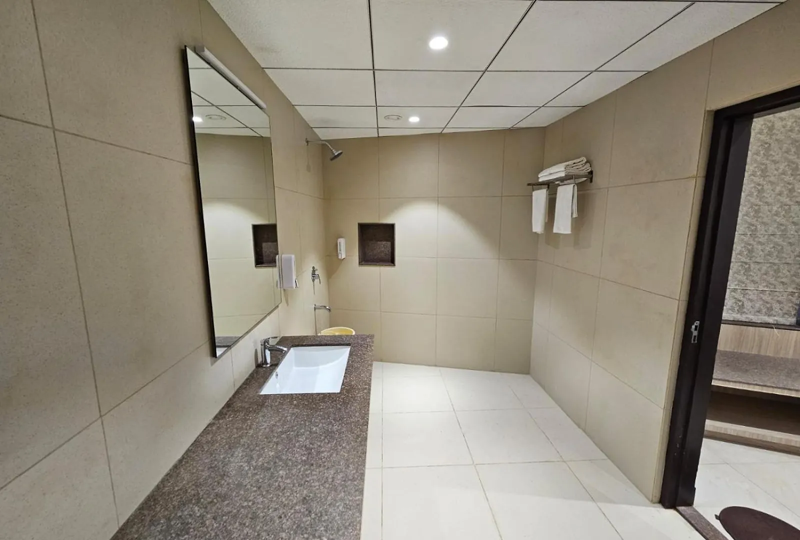 Hotel Bagla Atithi Banaras Varanasi